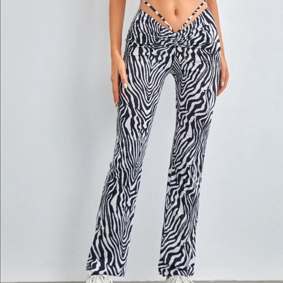 Sold - Picture 3 of 4